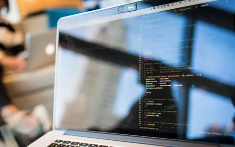 Mikä on React? Opas aloittelijoille
