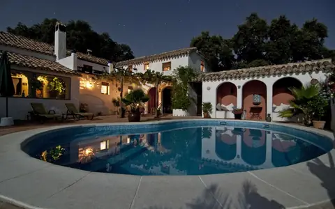 Villa Rental Booking System