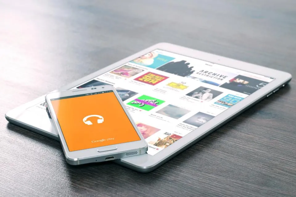 Responsiv design: samme nettside på nettbrett og smarttelefoner